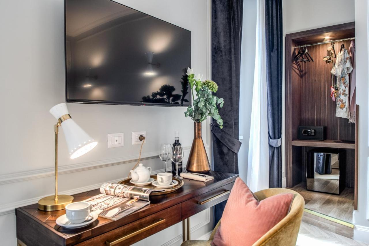 Tree Charme Augusto Luxury Suites Rome Bagian luar foto