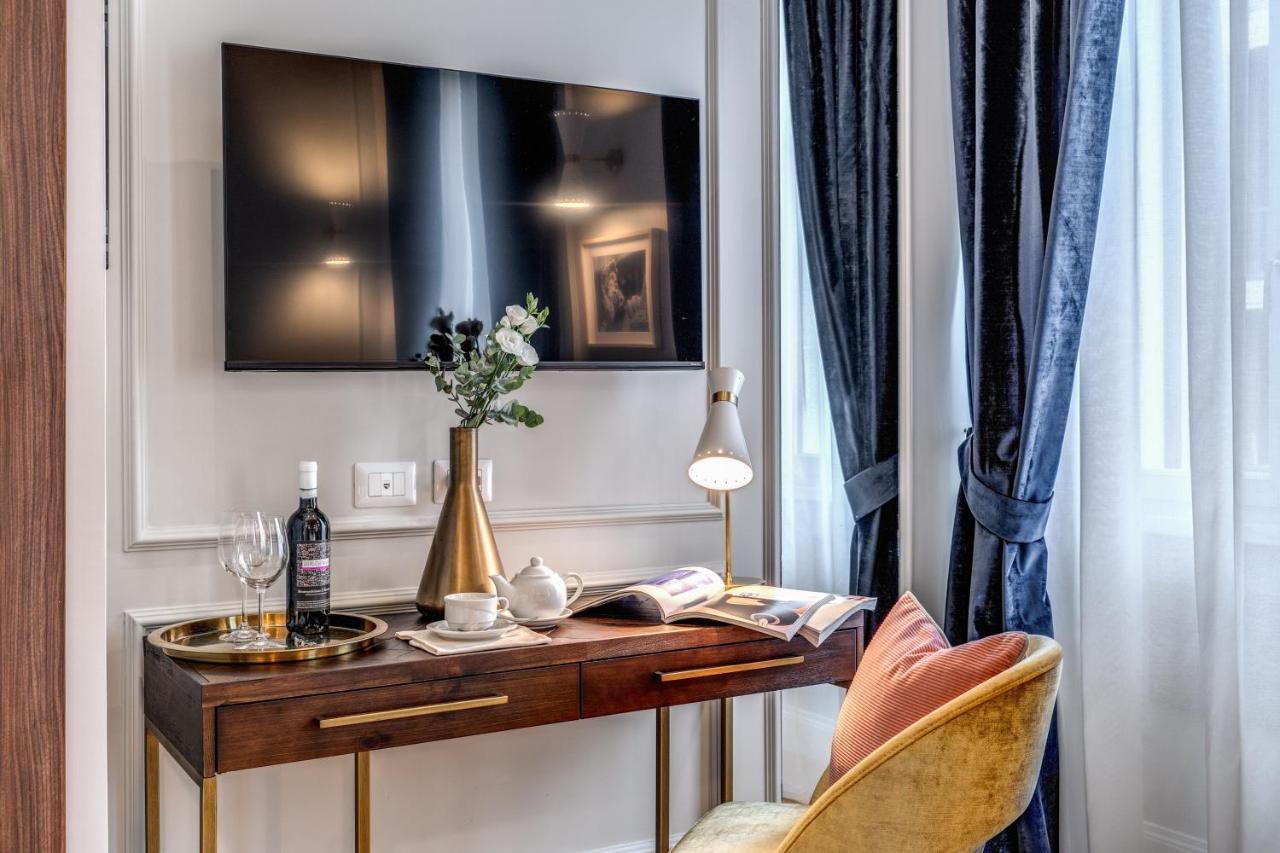 Tree Charme Augusto Luxury Suites Rome Bagian luar foto